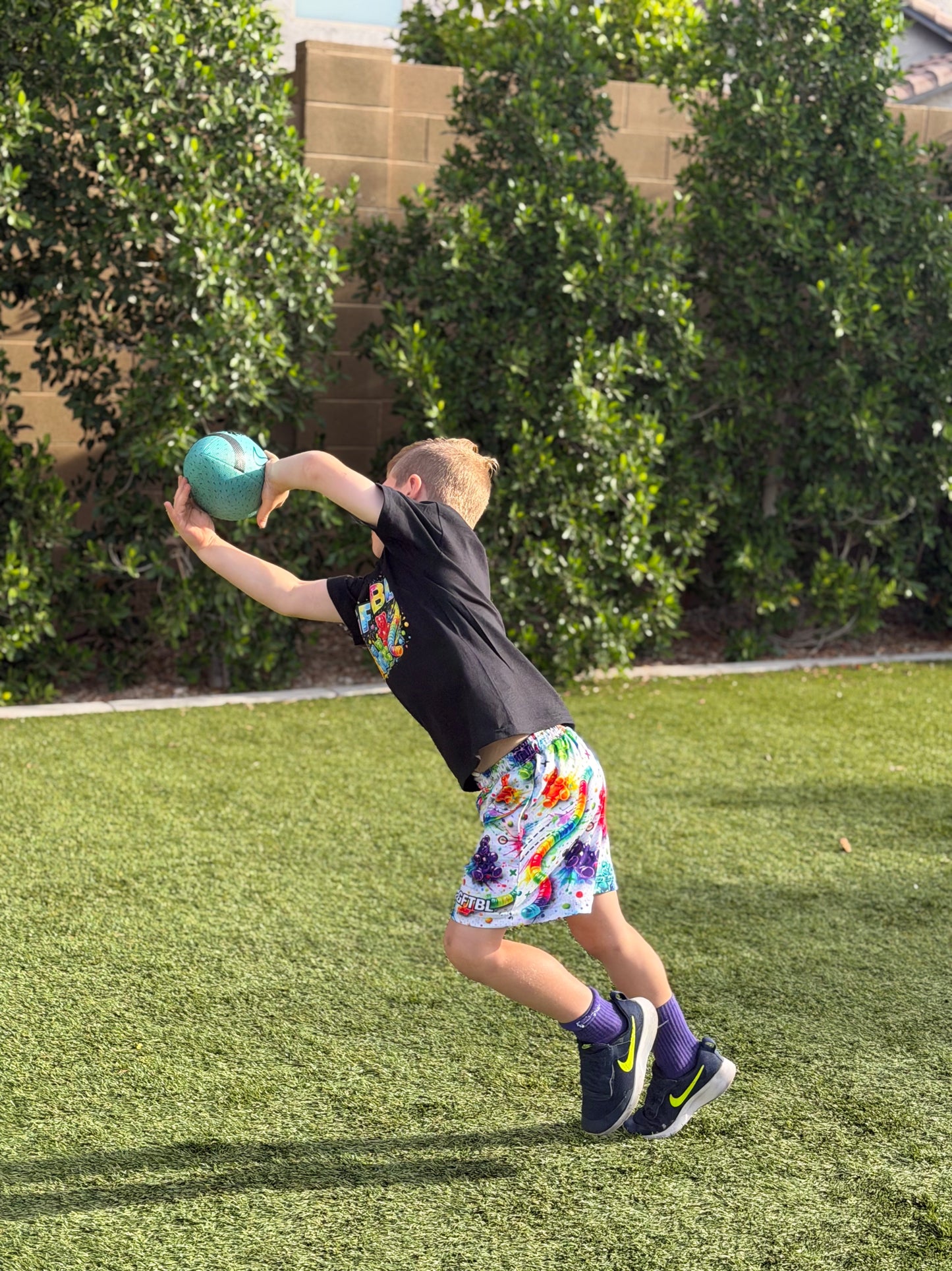 Gummy Blitz Shorts | Youth